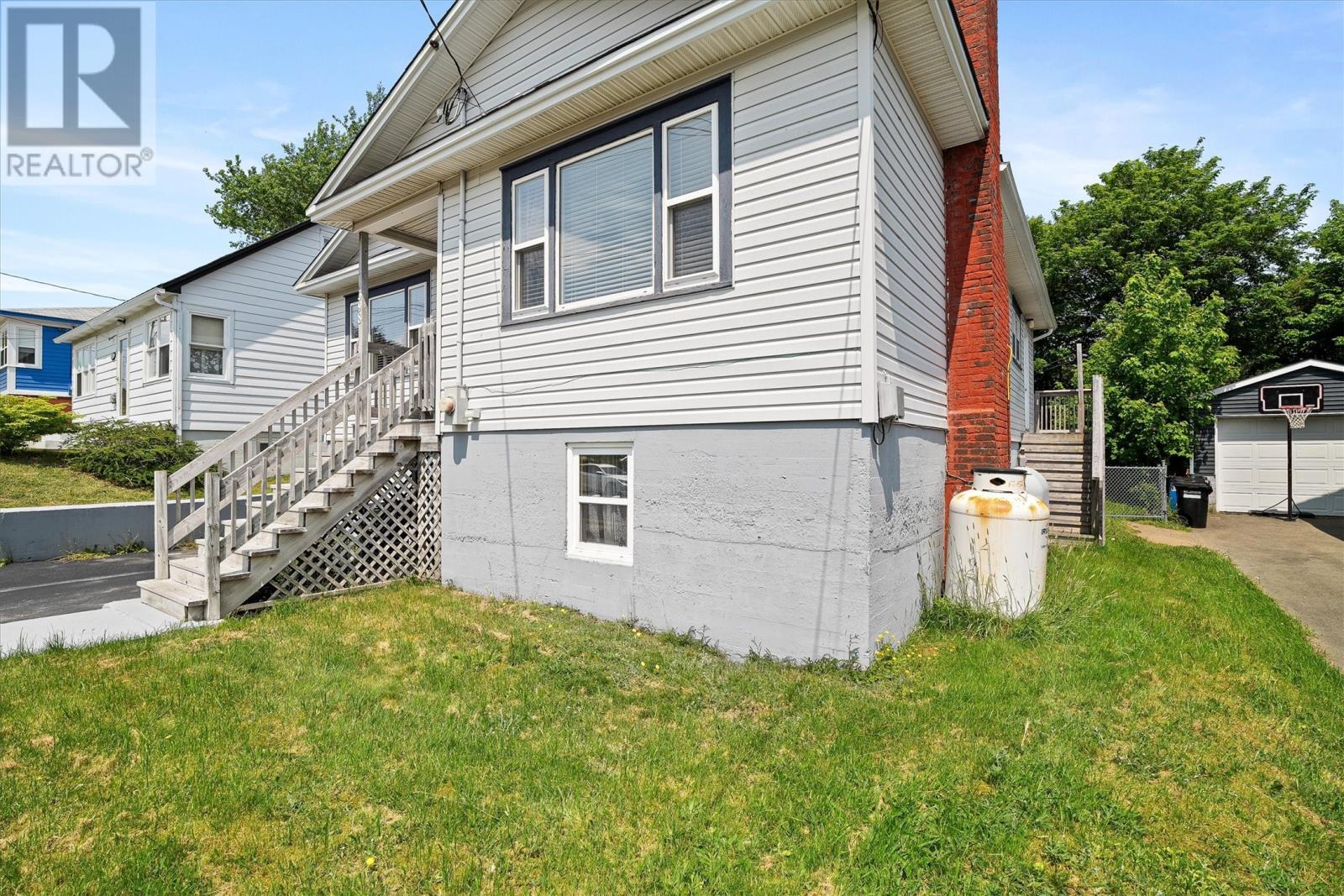 Photo de la propriété: 398 Hamilton Avenue Extension NL A1E 1K3
