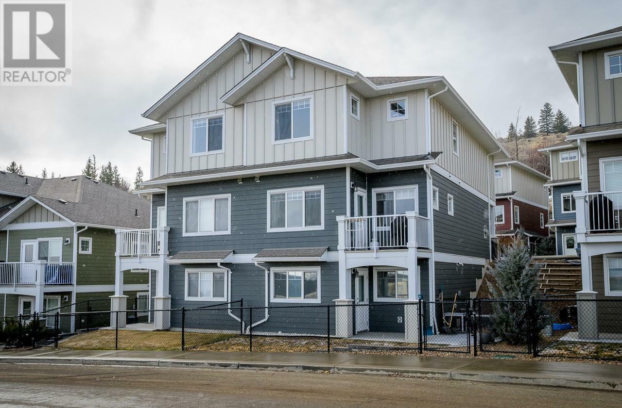 Property Photo: 1325 Aberdeen Drive 116 BC V1S 0C7