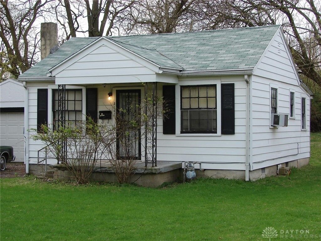 Property Photo:  2102 Cardinal Avenue  OH 45414 