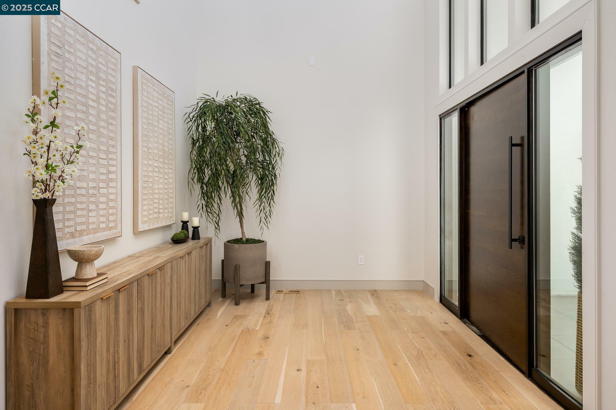 Property Photo: 270 Cameo Dr CA 94526
