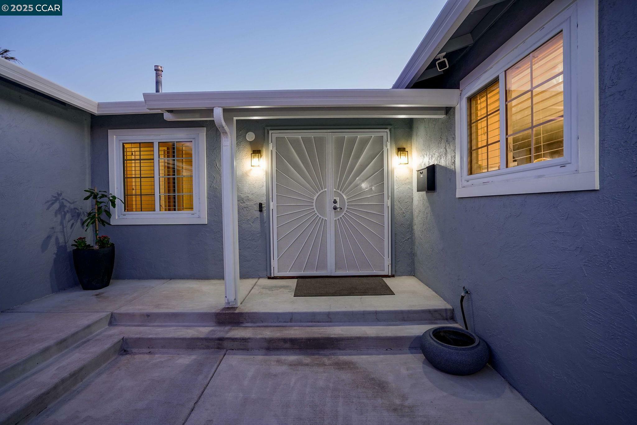 Property Photo:  3979 Beechwood Court  CA 94519 