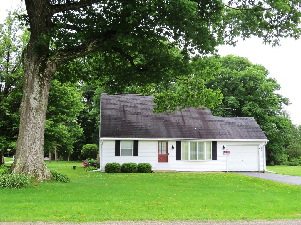 Property Photo: 9911 Franklin Pike PA 16335