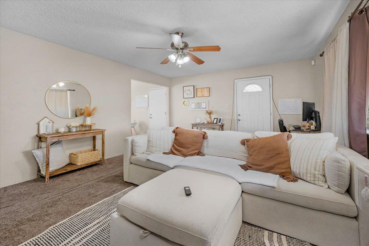 Property Photo:  1808 W Norwich Avenue  CA 93705 