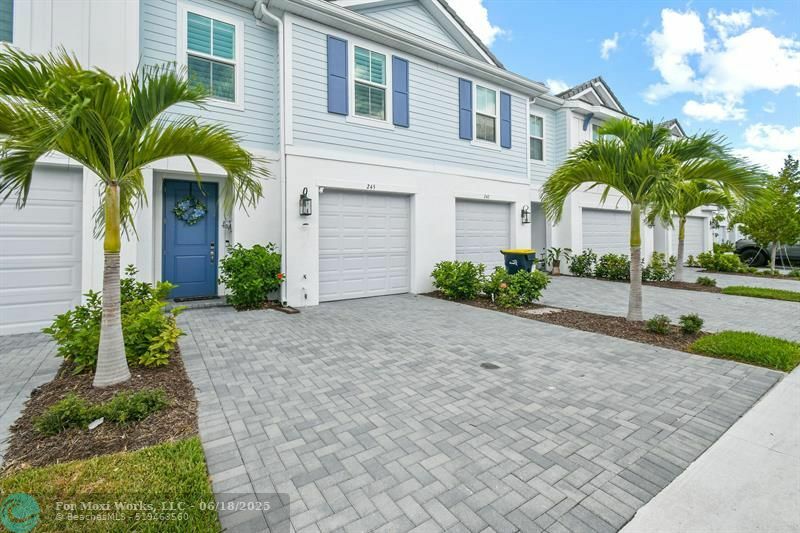 Property Photo: 245 N Preserve Trl FL 34994