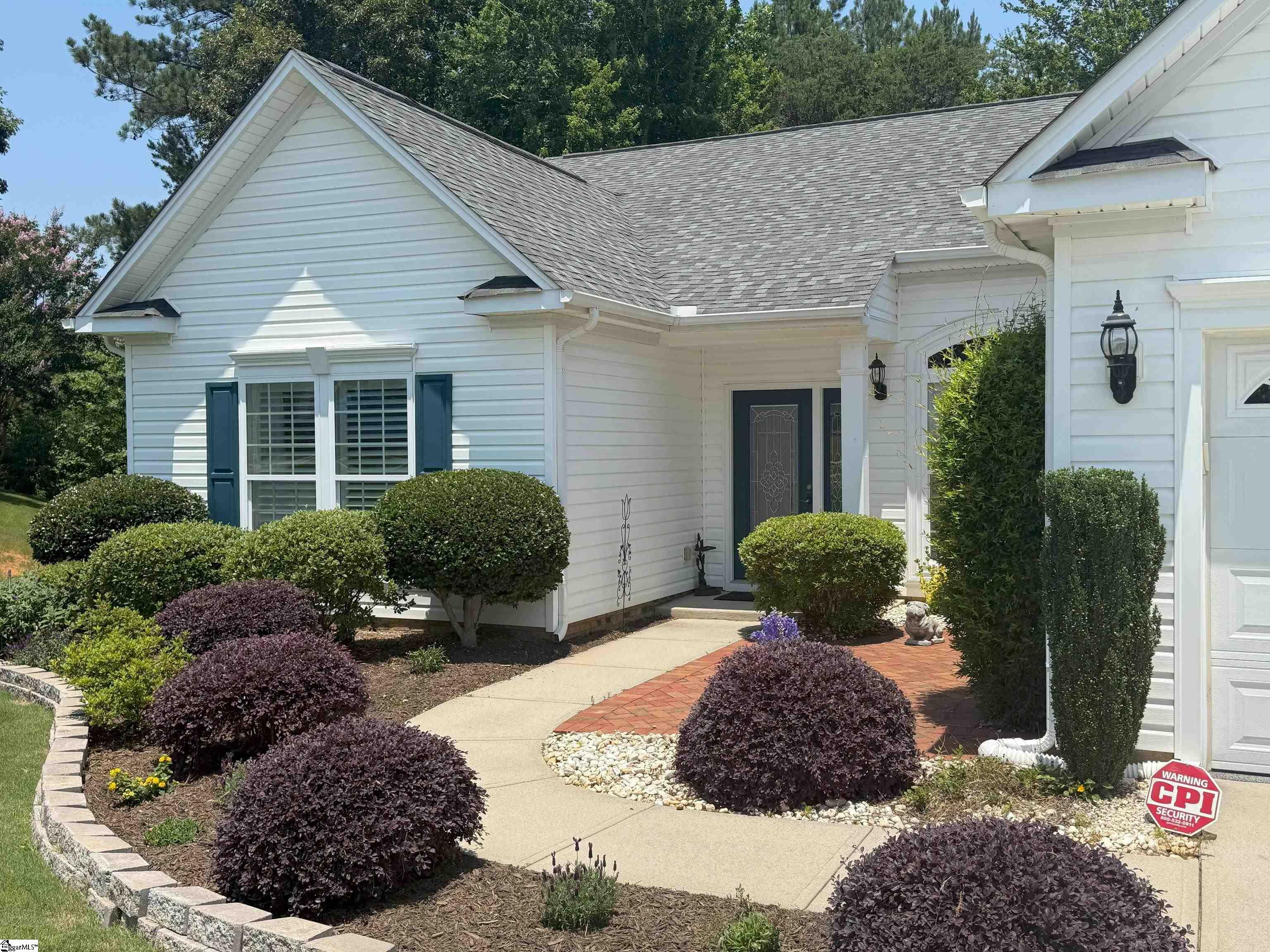 Property Photo: 9 Kenton Finch Court SC 29681