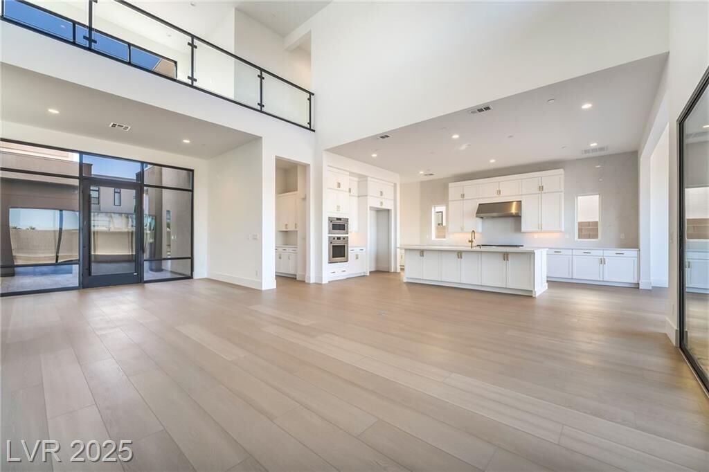 Property Photo: 4846 Shady Ridge Drive NV 89135