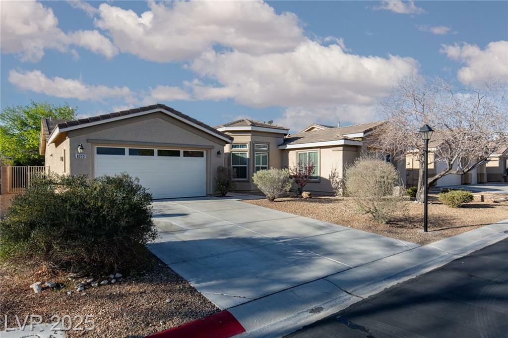 Property Photo: 8213 Cabin Springs Avenue NV 89131