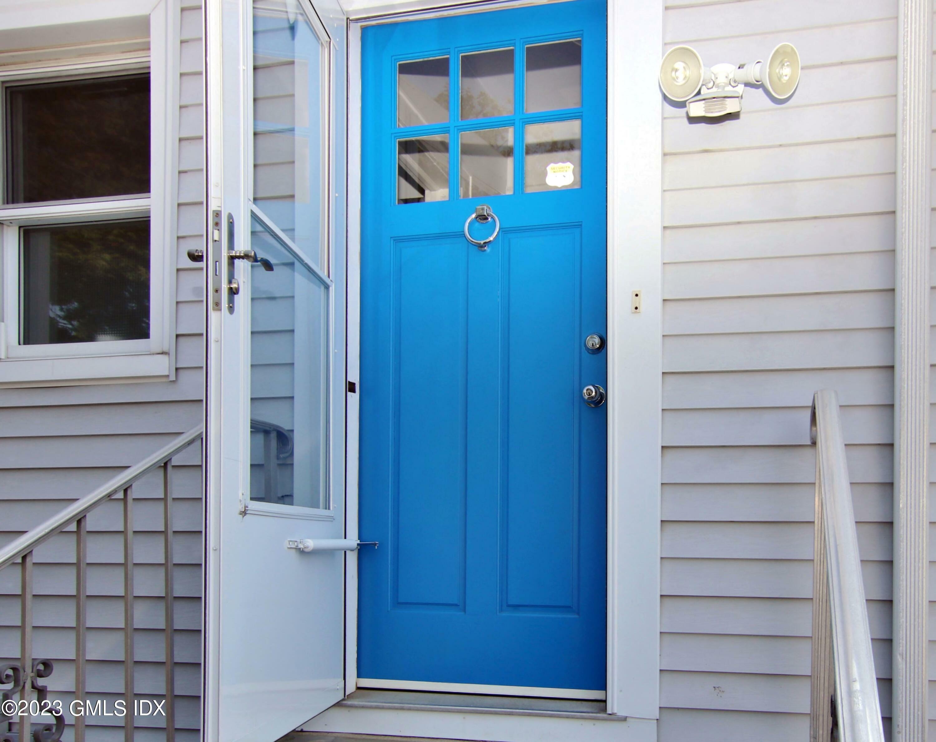 Property Photo: 194 Hamilton Avenue 1st Floor CT 06830