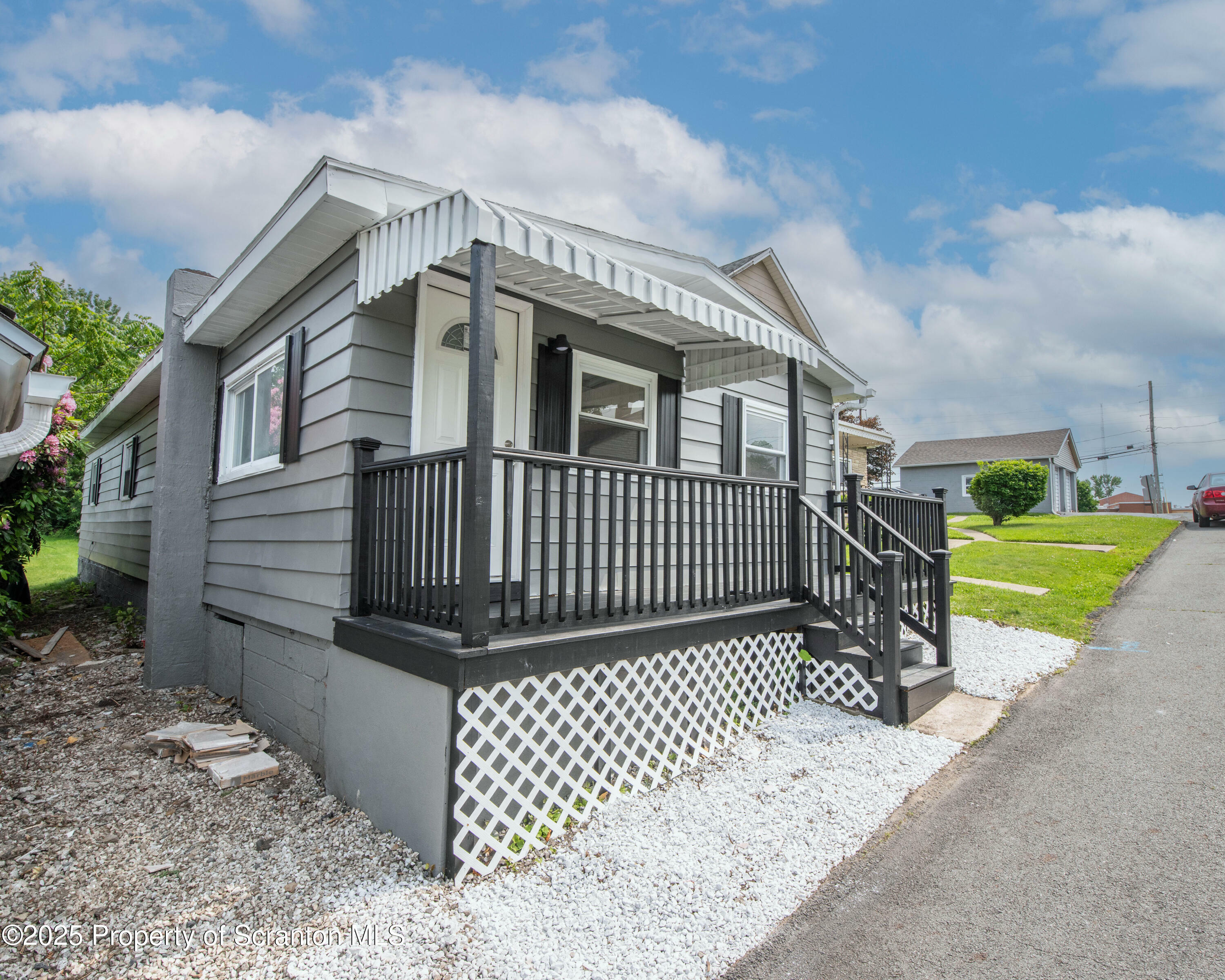 Property Photo: 98 Rose Lane PA 18518