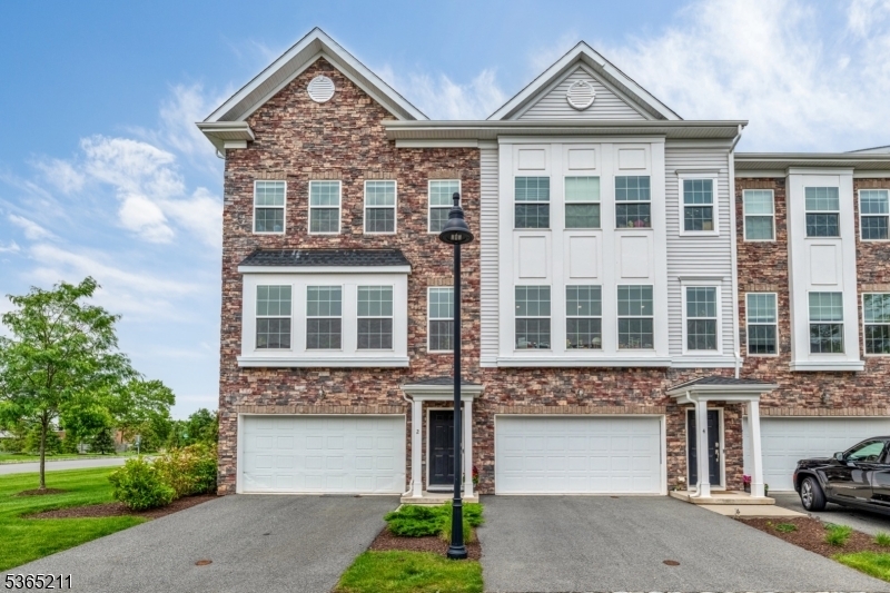 Property Photo:  2 Gerhard Pl  NJ 07960 