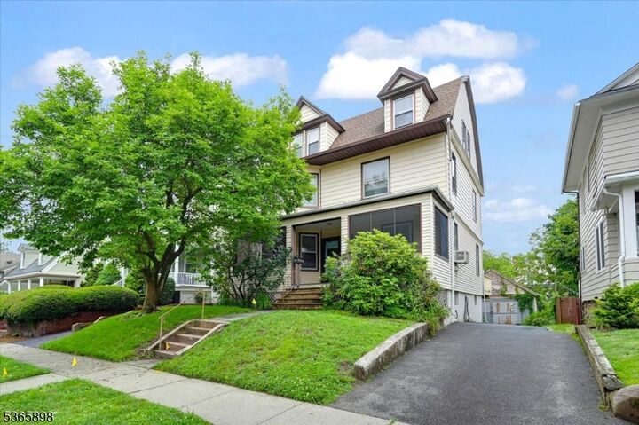 Property Photo:  19 High St  NJ 07028 