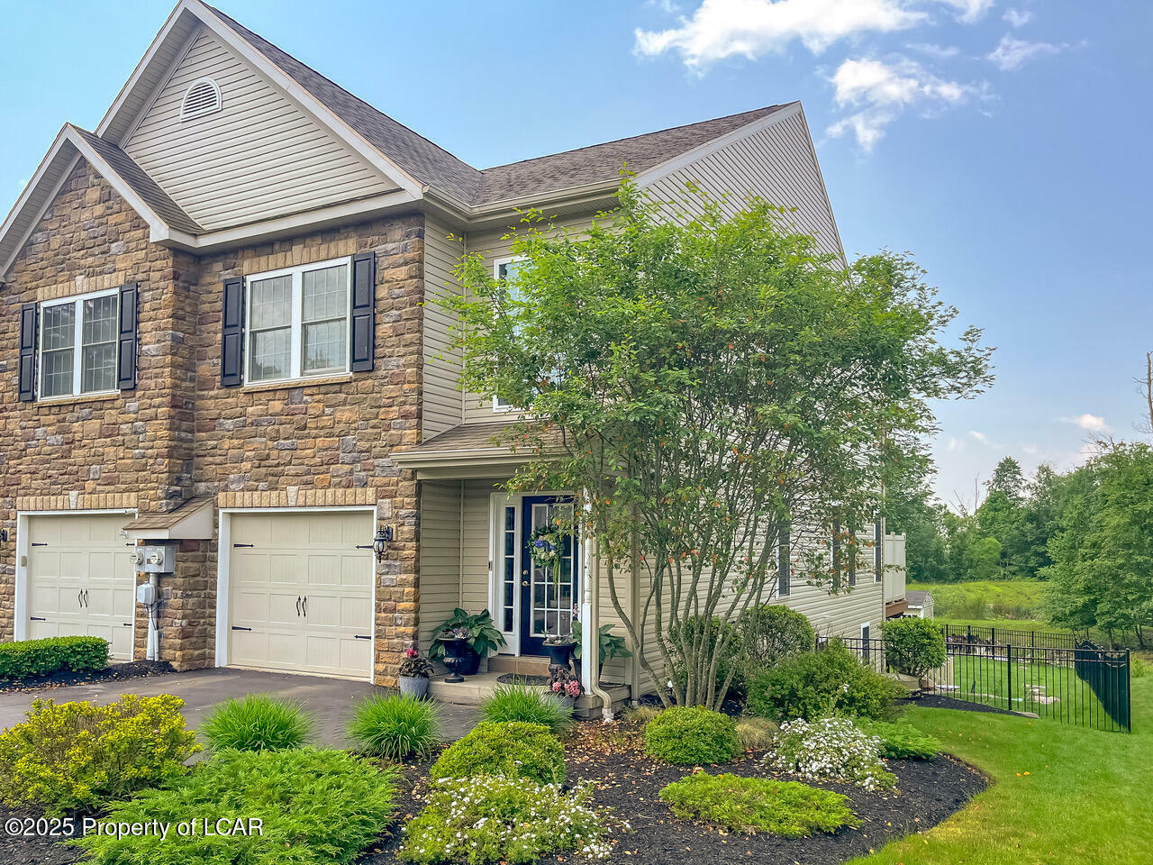 Property Photo: 221 Twins Lane PA 18707