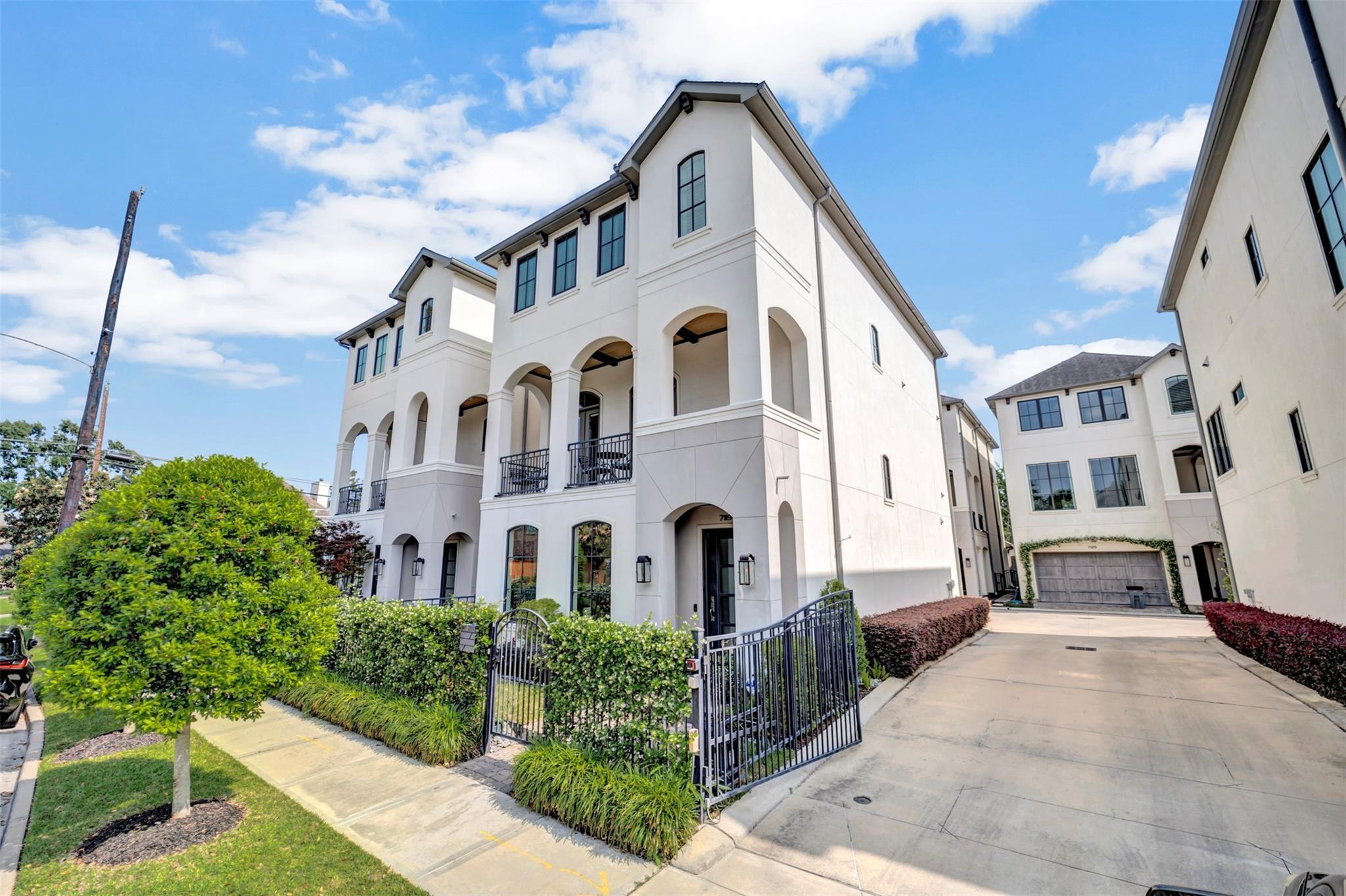 Property Photo:  7119 Janet Street  TX 77055 