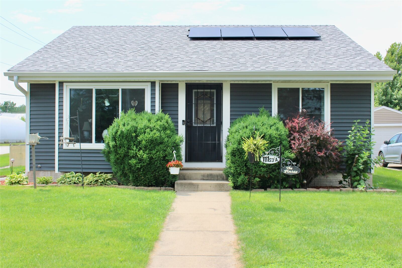 Property Photo:  111 S 3rd Avenue  IA 50124 