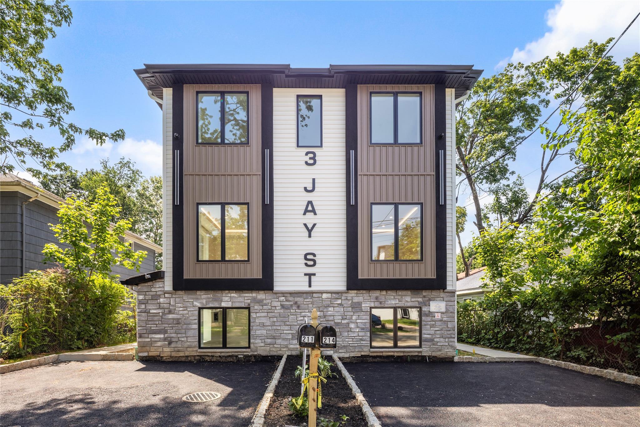 3 Jay Street 214  Spring Valley NY 10977 photo