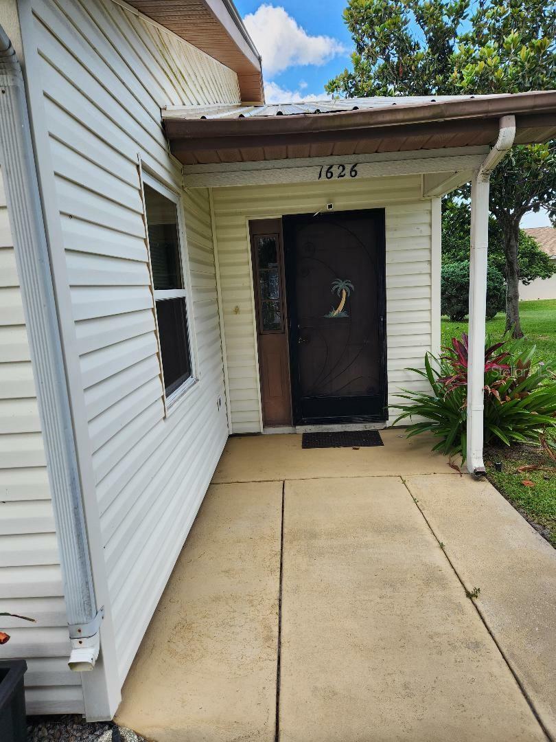 Property Photo: 1626 Willow Run FL 33872