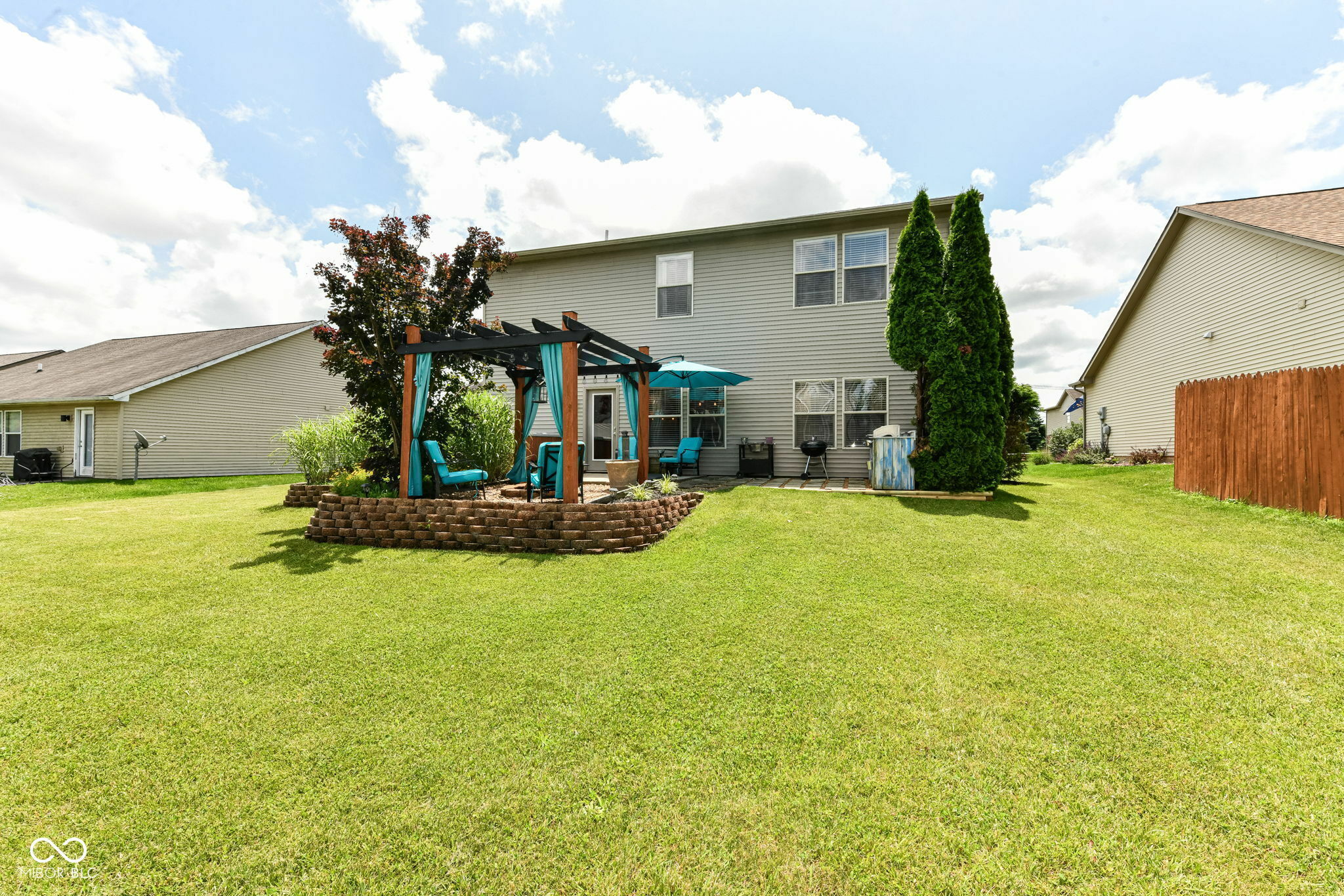 Property Photo:  2020 Treving Drive  IN 46034 