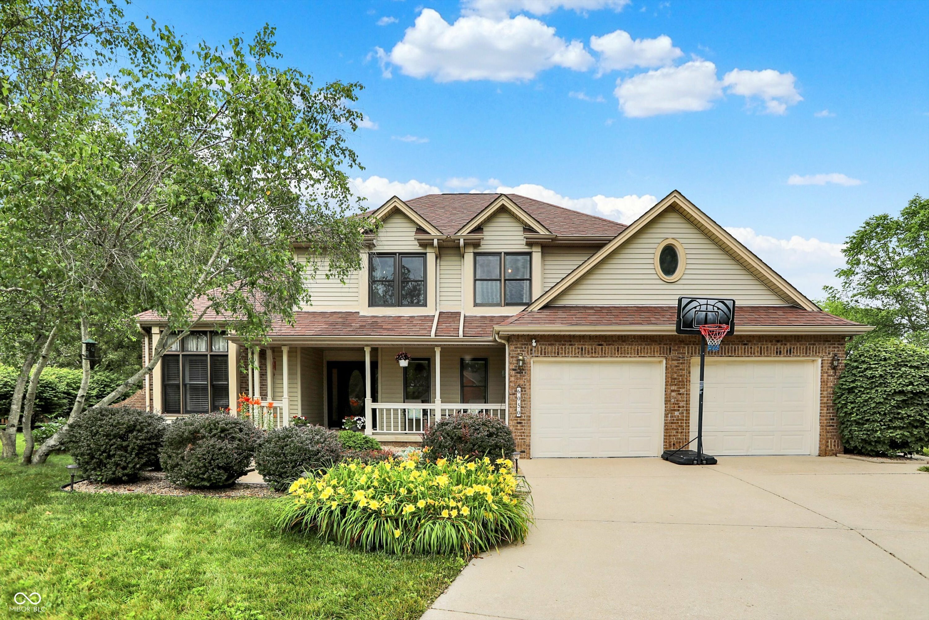 6050 Acorn Drive  Columbus IN 47201 photo