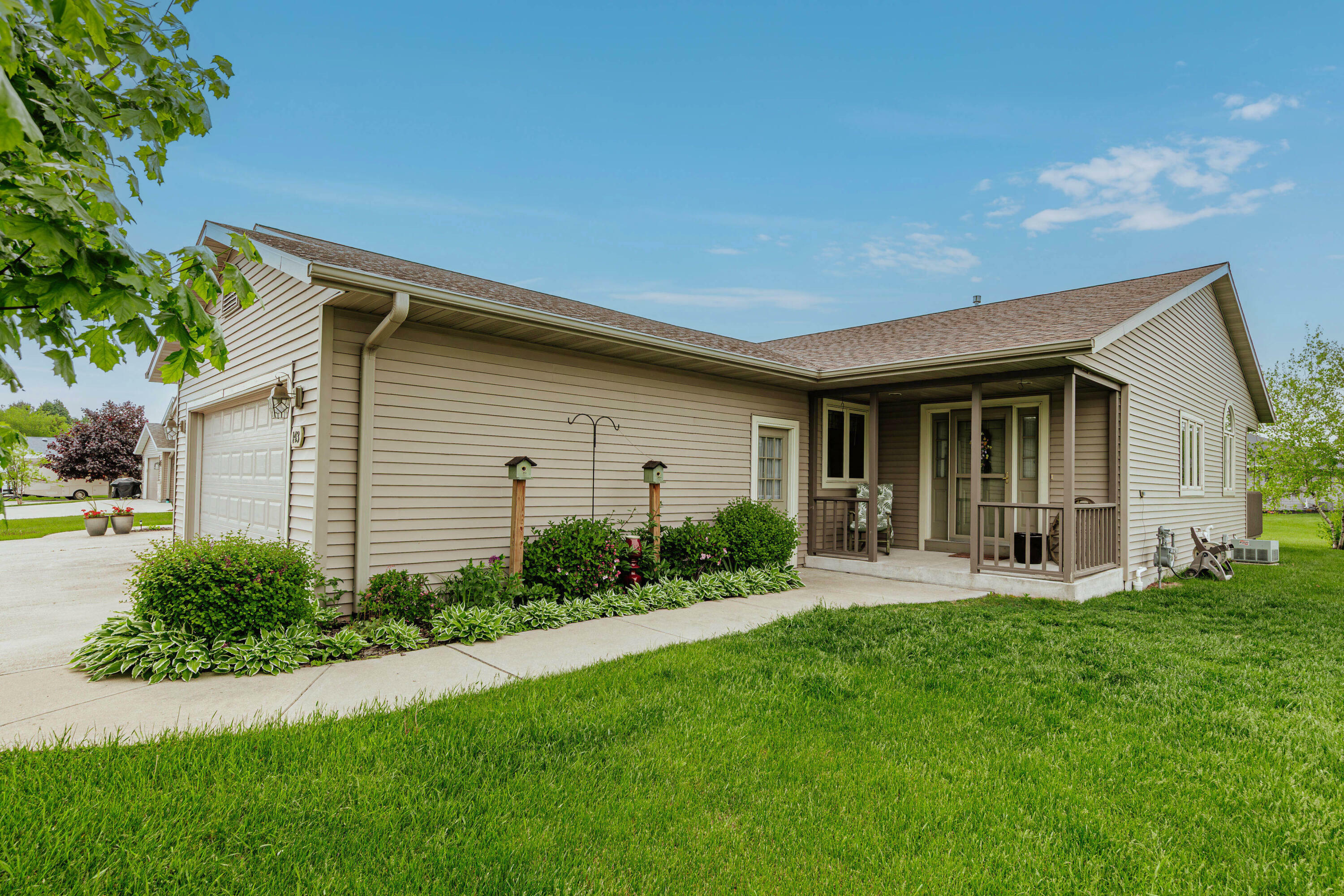 Property Photo: 143 Parkview Ct WI 53013