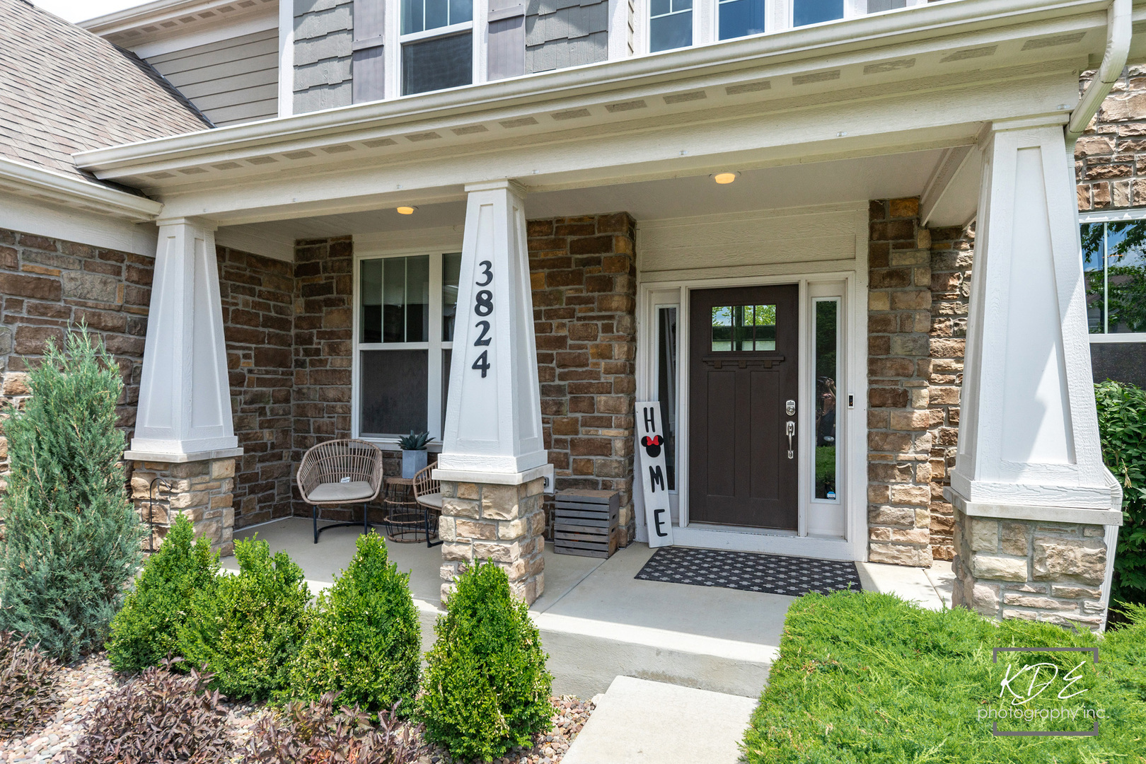 Property Photo: 3824 Nannyberry Court IL 60564