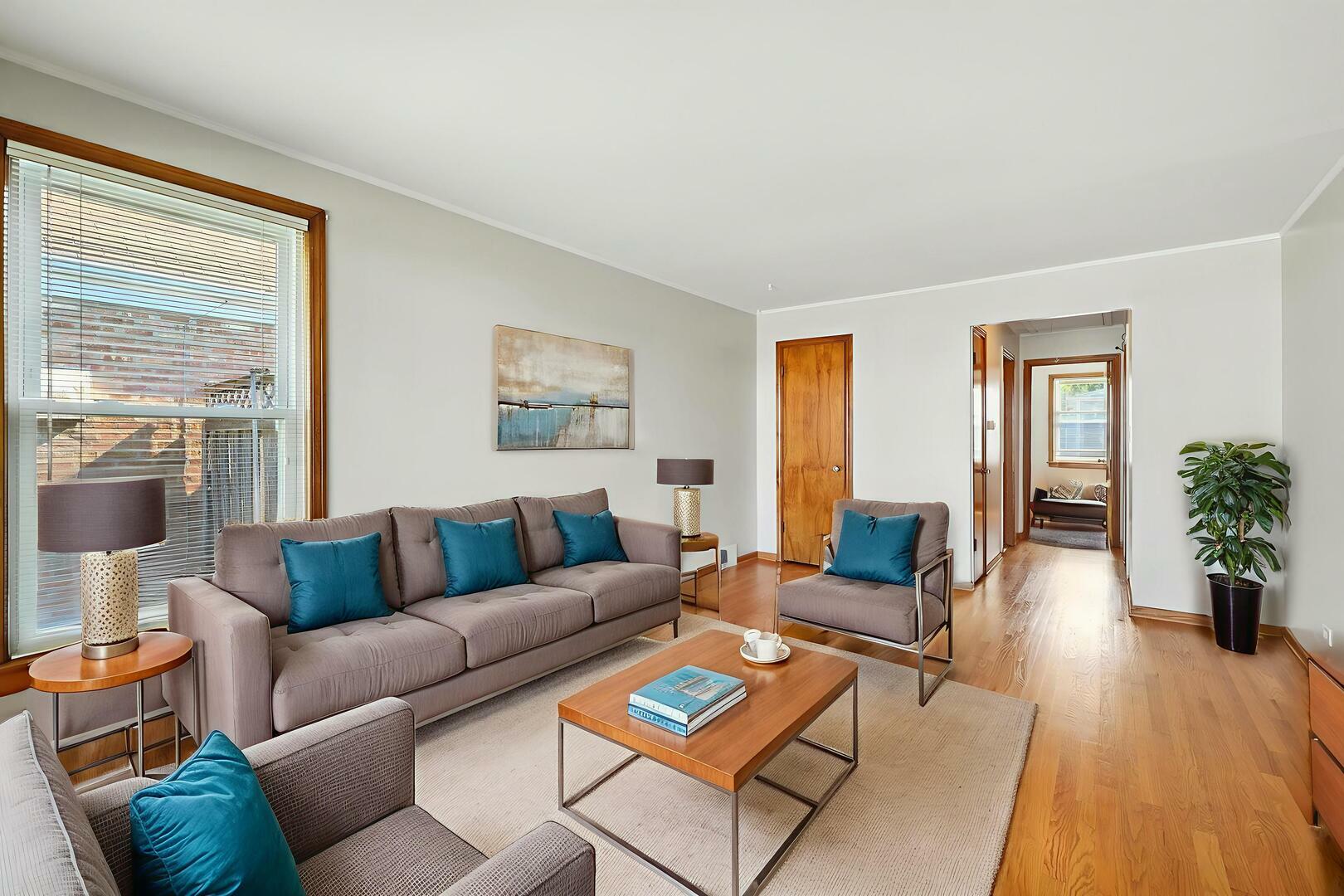 Property Photo: 409 50th Avenue IL 60104