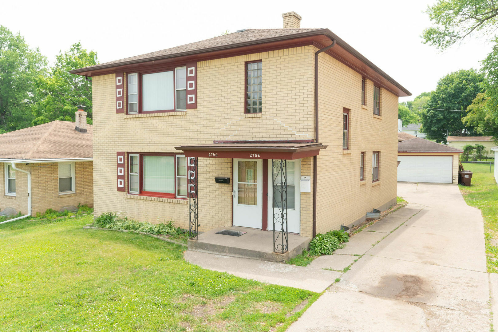 Property Photo: 2706 School Street IL 61101