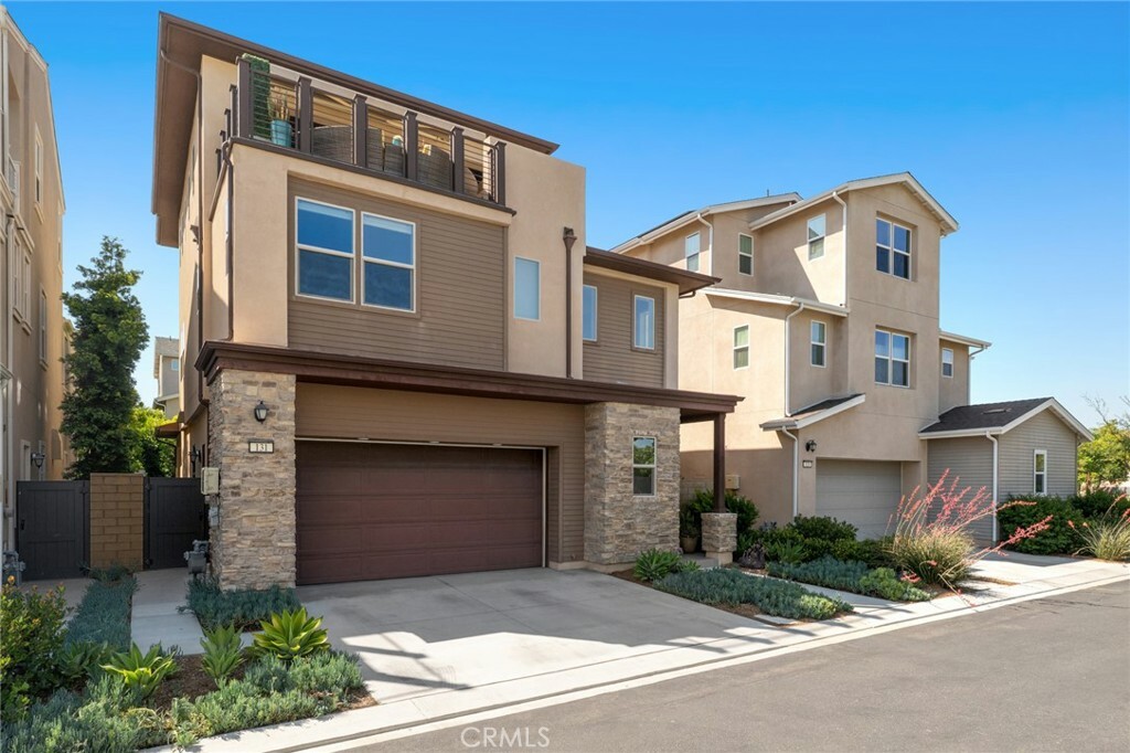 Property Photo:  131 Spiral  CA 92618 