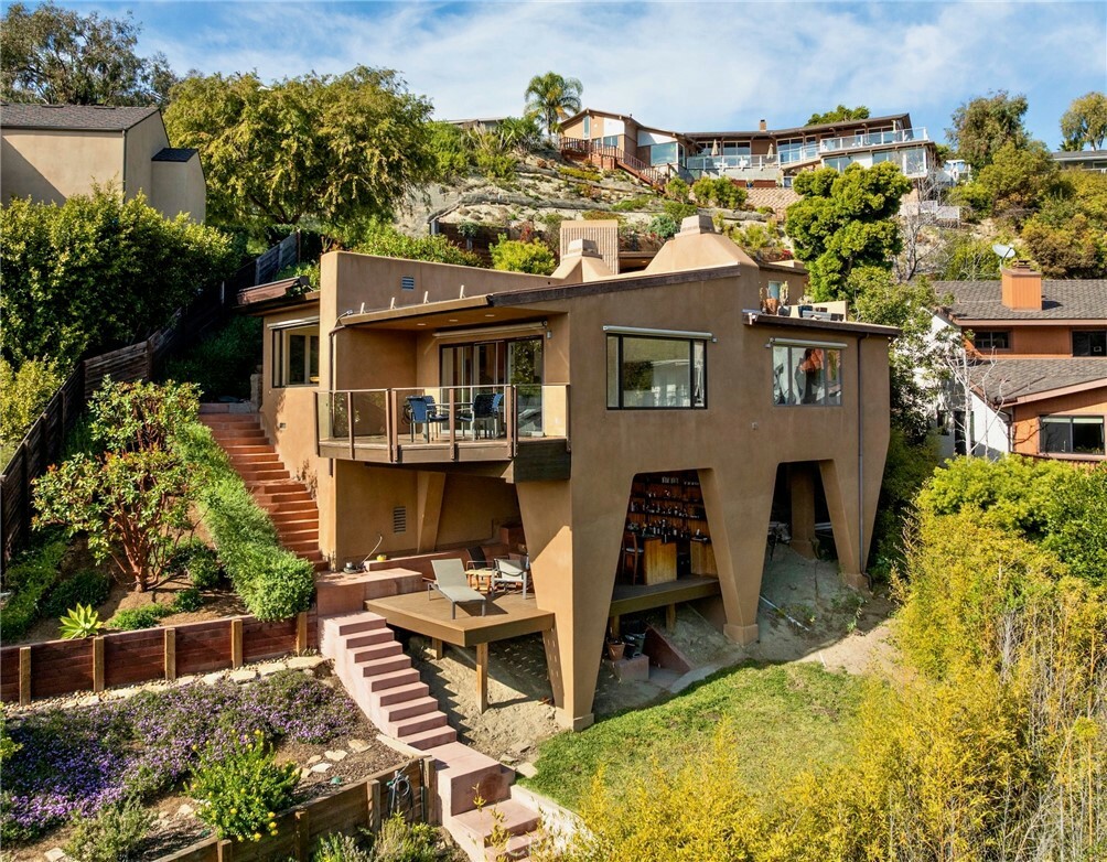 Property Photo:  1372 Morningside Drive  CA 92651 