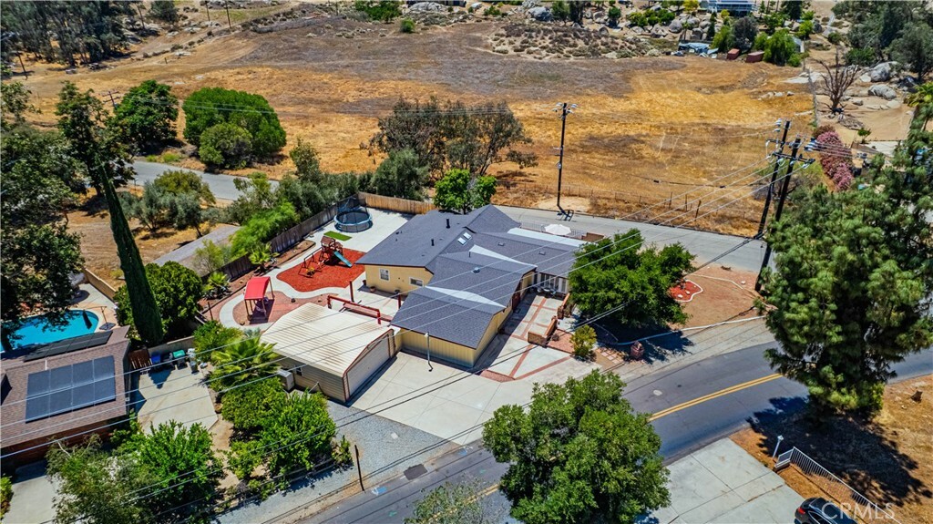 Property Photo: 41257 Crest Drive CA 92544