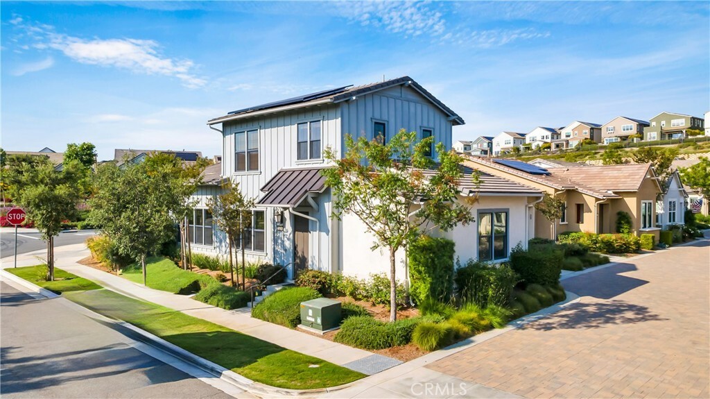 Property Photo: 126 Luneta Lane CA 92694