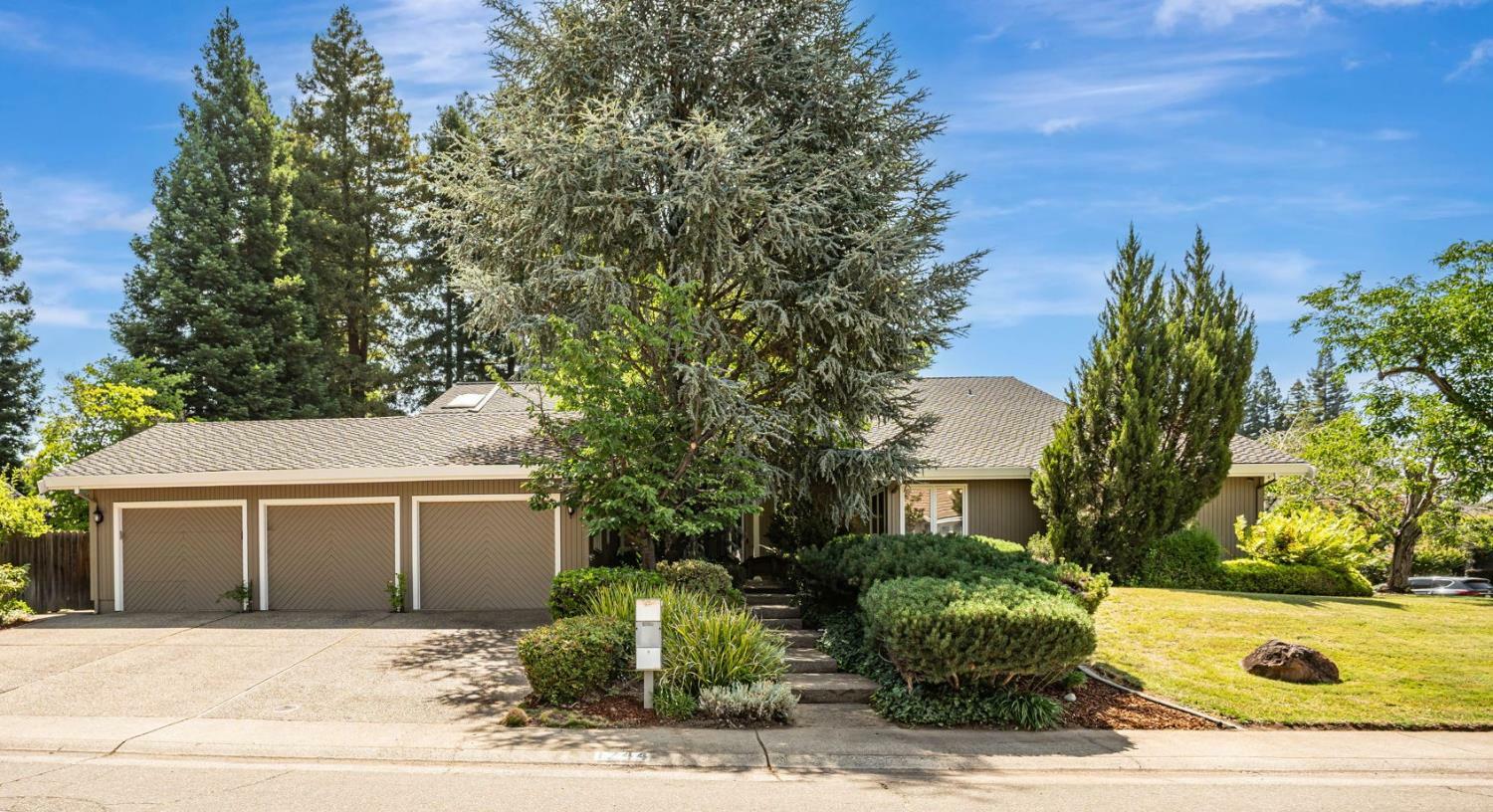1744 Haggin Grove Way  Carmichael CA 95608 photo
