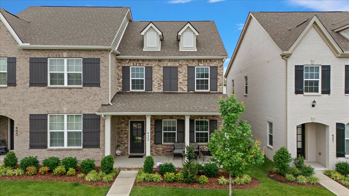 Property Photo: 433 Longstone Rd TN 37066