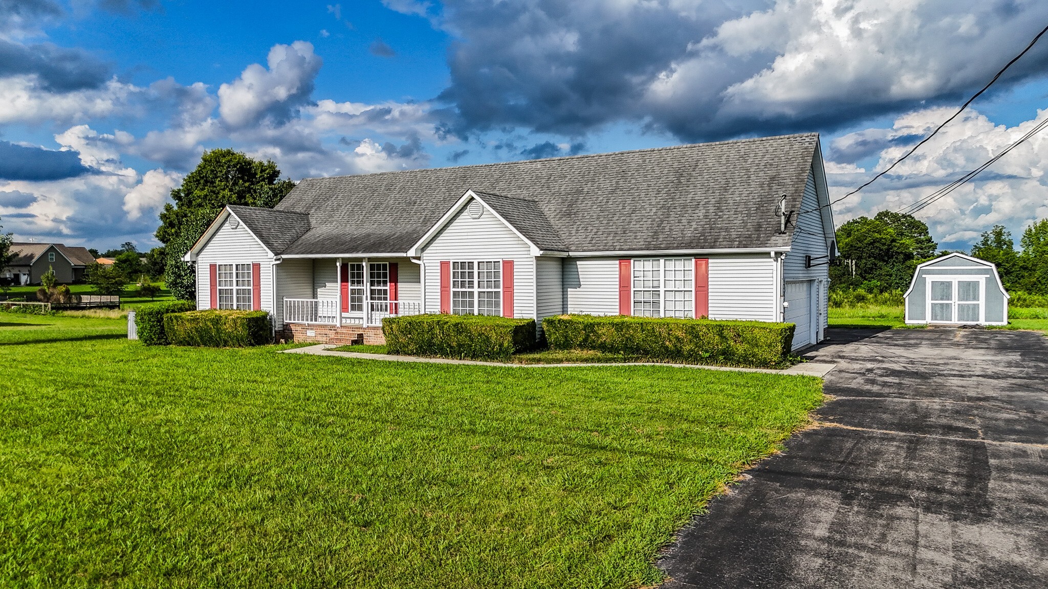 Property Photo: 107 Cascade Ln TN 37020