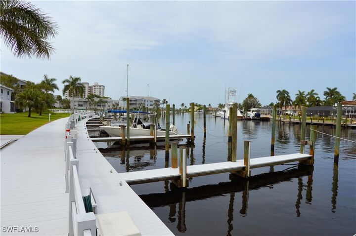 Property Photo:  18046 San Carlos Boulevard 139  FL 33931 