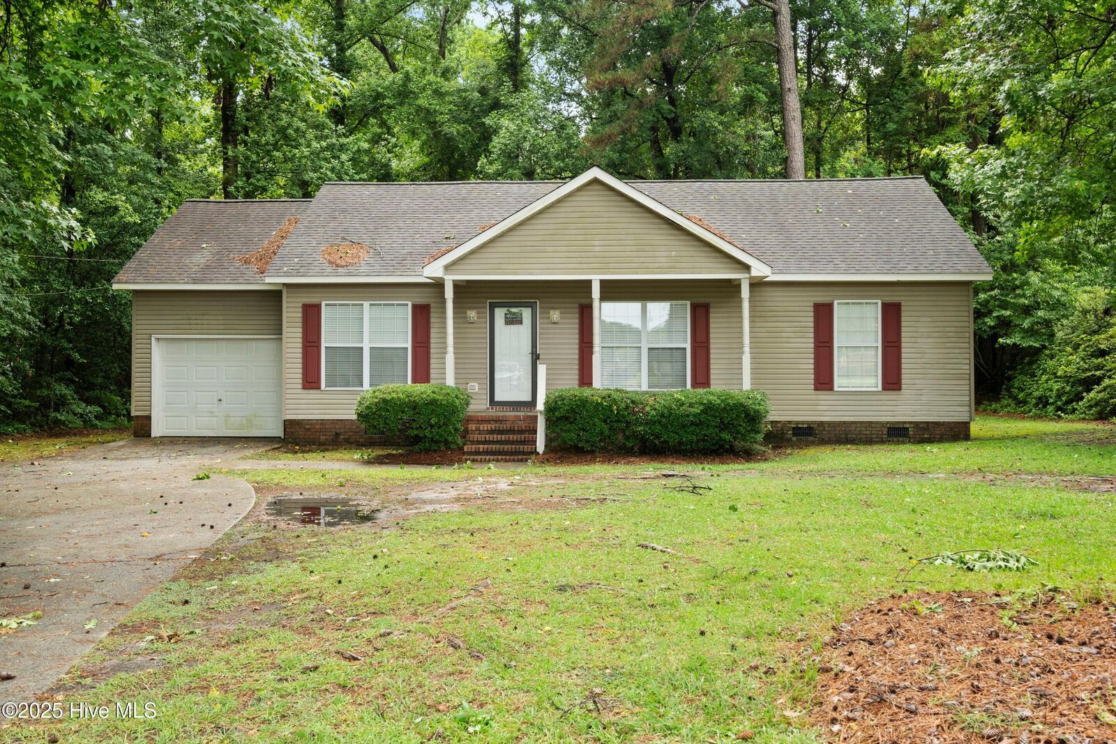 Property Photo: 330 Brookfield Drive NC 28405