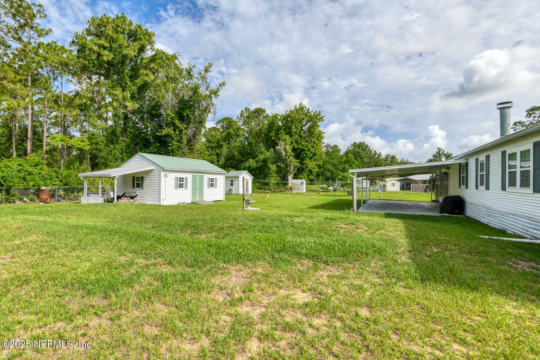 Property Photo: 203 Horse Landing Road FL 32189