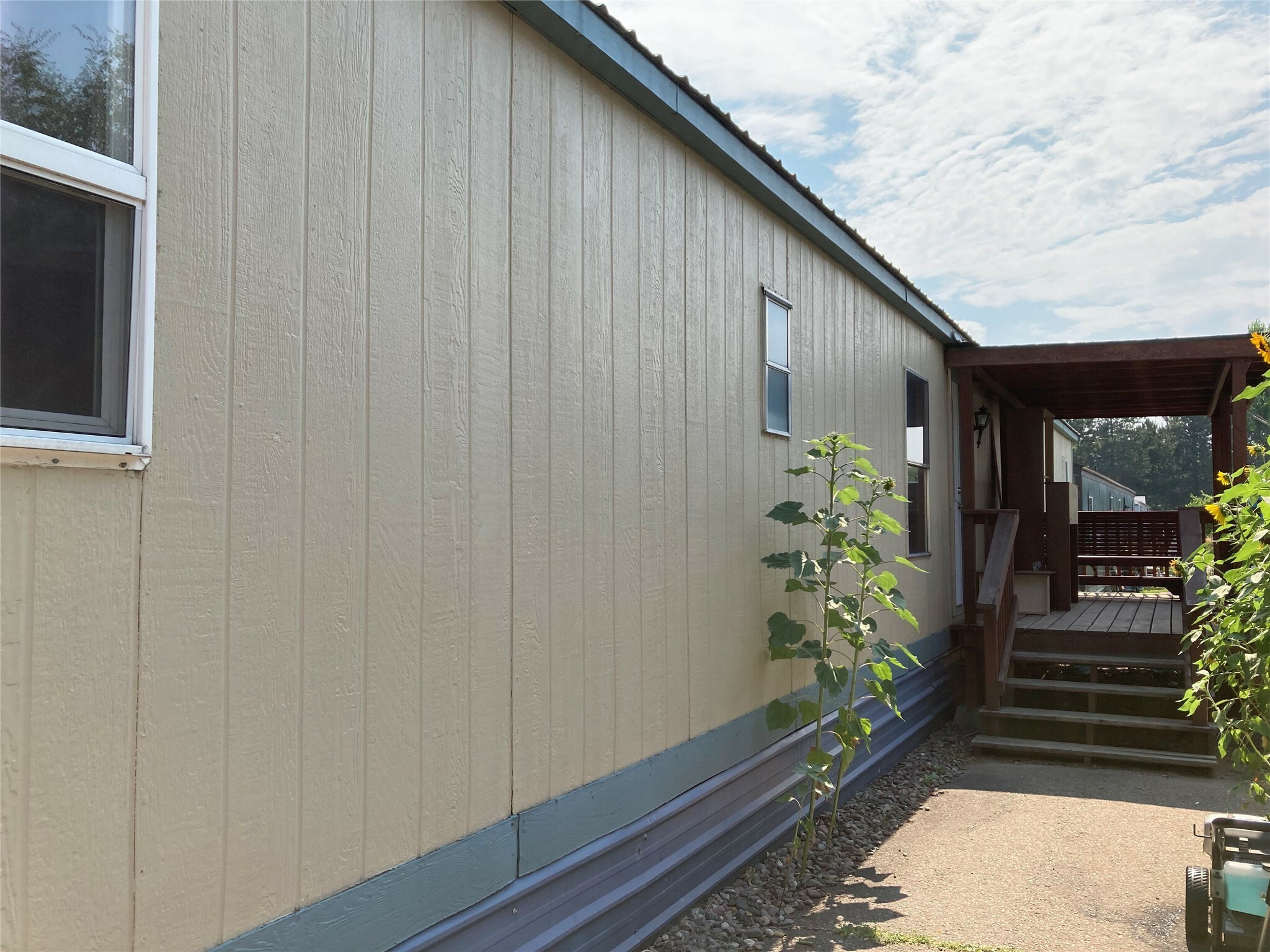 Property Photo: 412 N Surrey Street MT 59808