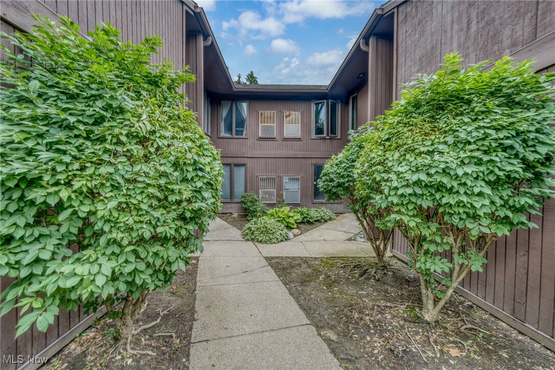 Property Photo: 3721 Mayfield Road 3721 OH 44118