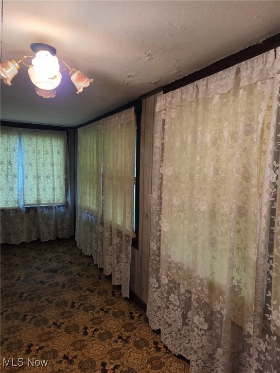 Property Photo: 422 N Worthington Street OH 44510