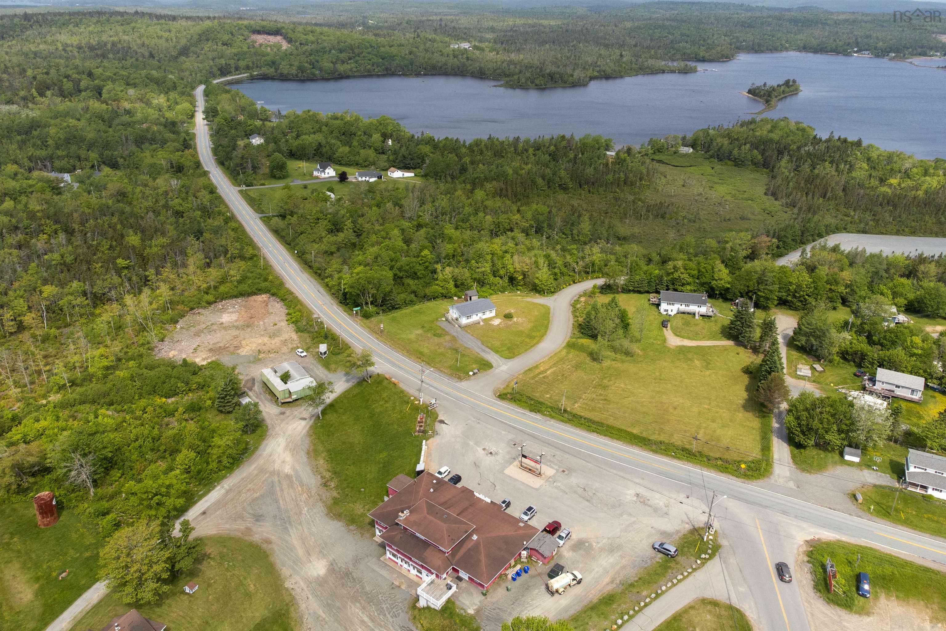 Photo de la propriété: 11459 Highway 7 Highway E NS B0J 2L0