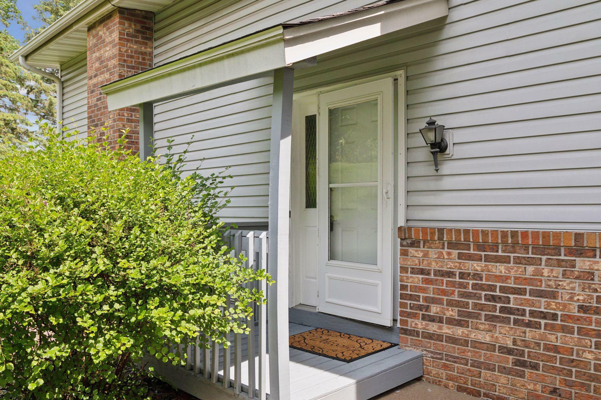 Property Photo: 6160 Creek View Ridge MN 55345