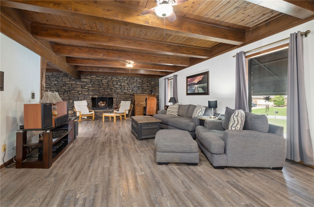 Property Photo: 213 Suttle Drive AR 72764