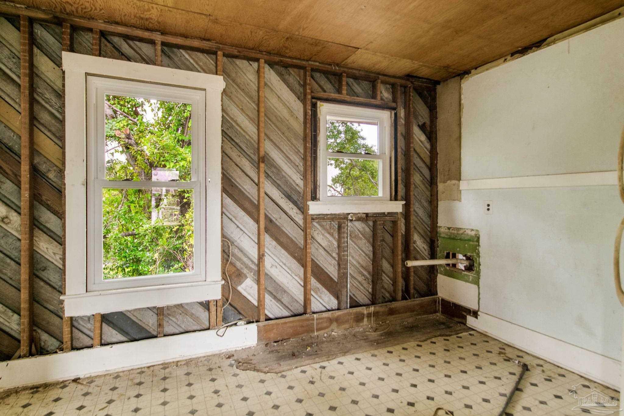 1308 E Gadsden St  Pensacola FL 32501 photo