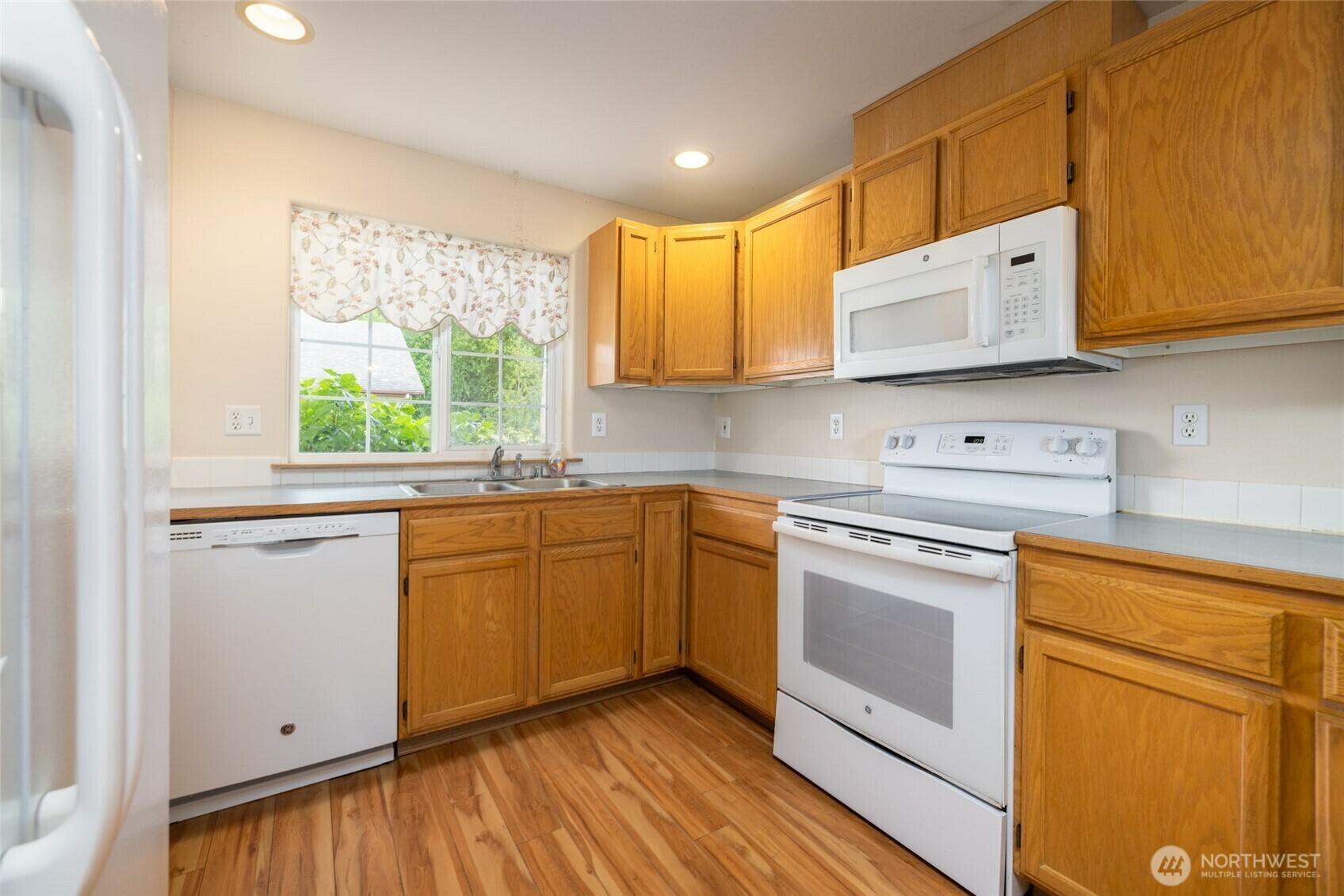 Property Photo: 463 Rohrer Loop WA 98284
