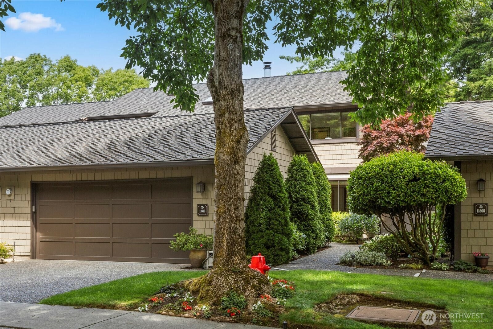 Property Photo: 11812 Stendall Drive N WA 98133