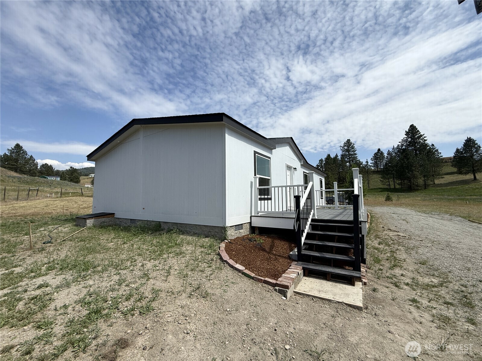Property Photo:  8  Mallard Lane  WA 99166 