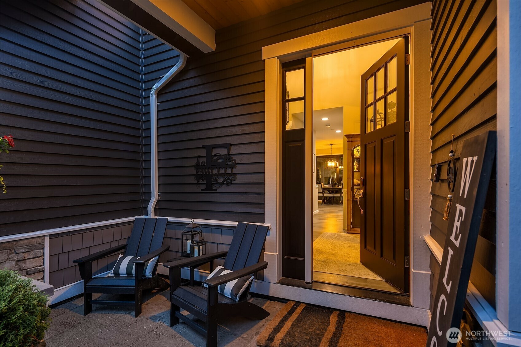 Property Photo: 8907 NE 152nd Place WA 98011