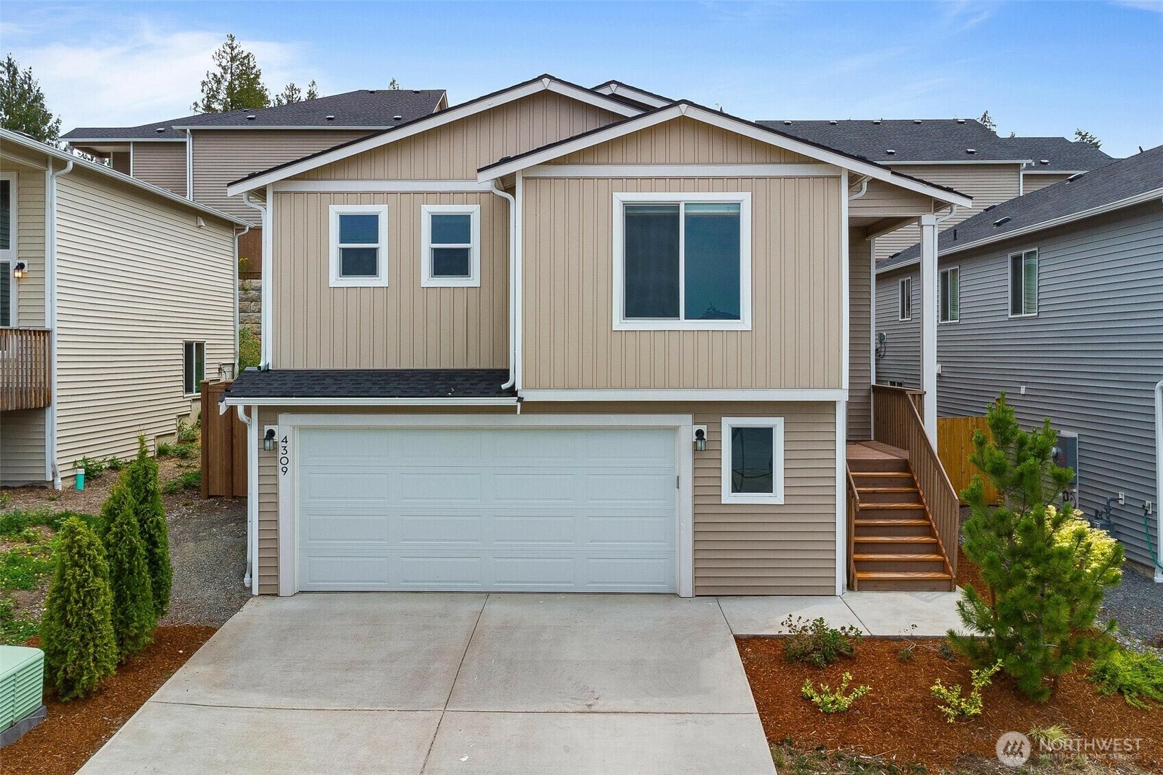 Property Photo:  4309 NE 68th Drive  WA 98270 