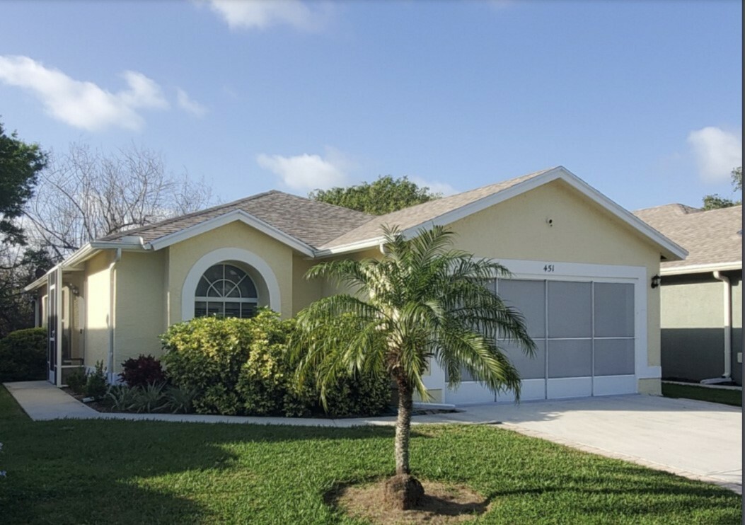 Property Photo: 451 10th Place FL 32960