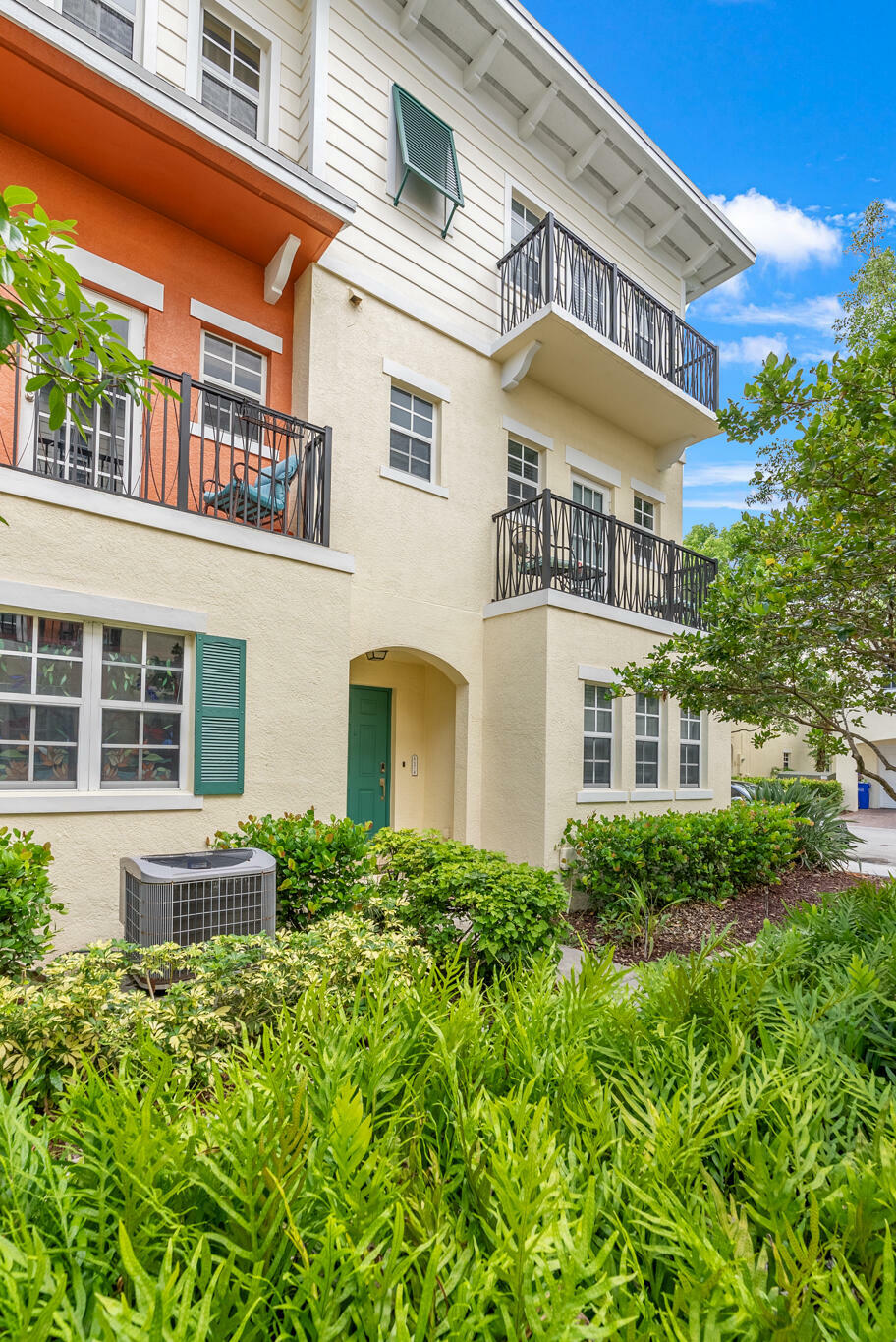 Property Photo: 621 SW 2nd Drive 621 FL 33060
